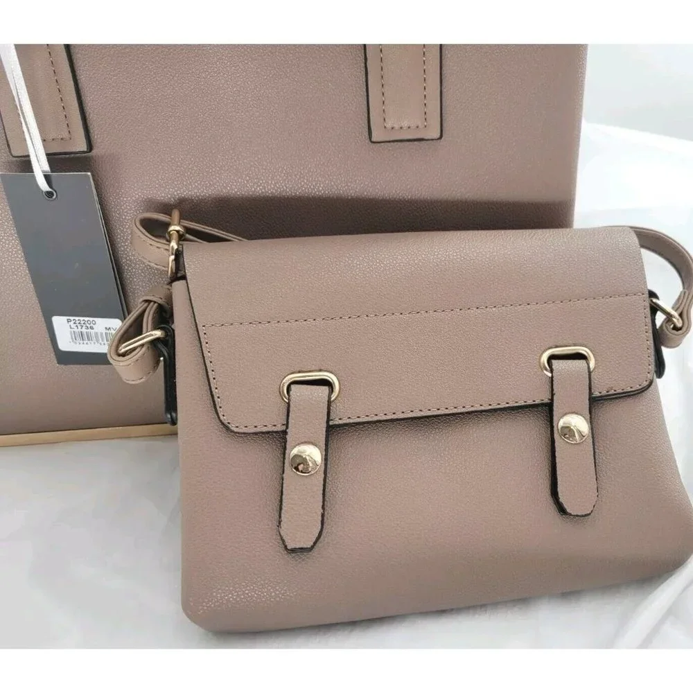 La Terre Fashion Vegan‎ Woman's 2 In 1, Blush With Good Trim, Medium Size